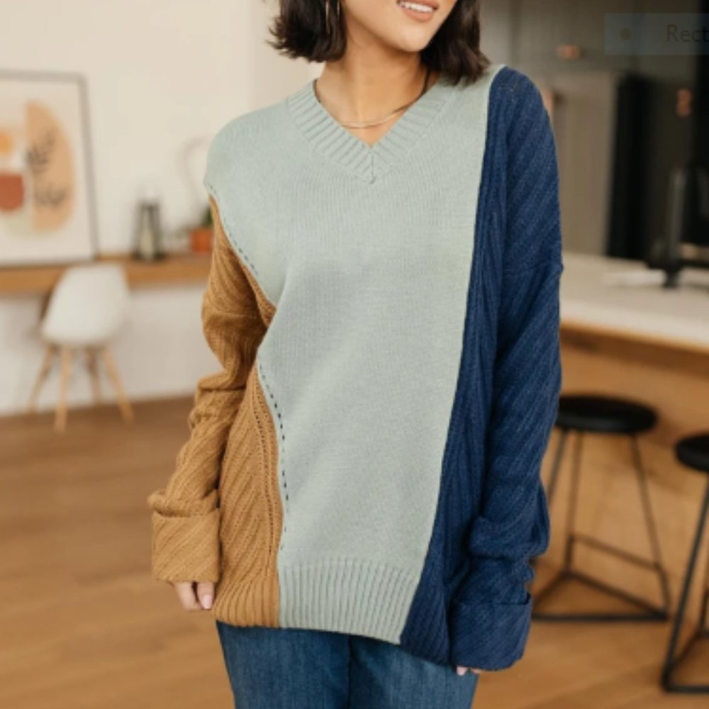Sweater With Colors in Mint